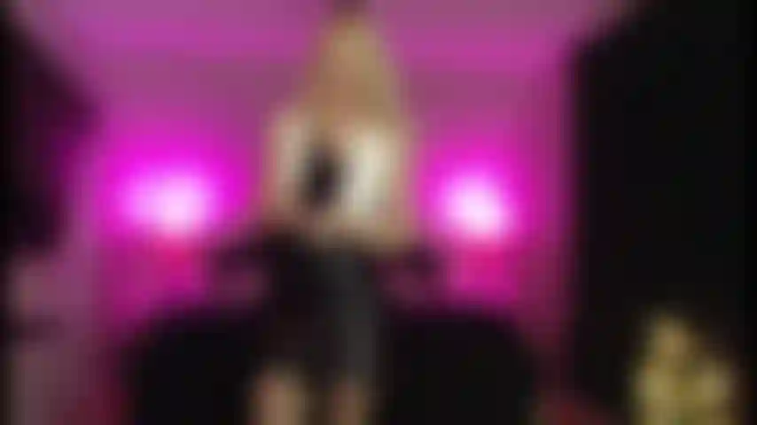 Wearing leather under arrest