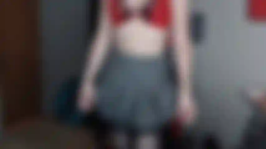 Alexa strips, shows off her ass, spanks and teases her bumhole!