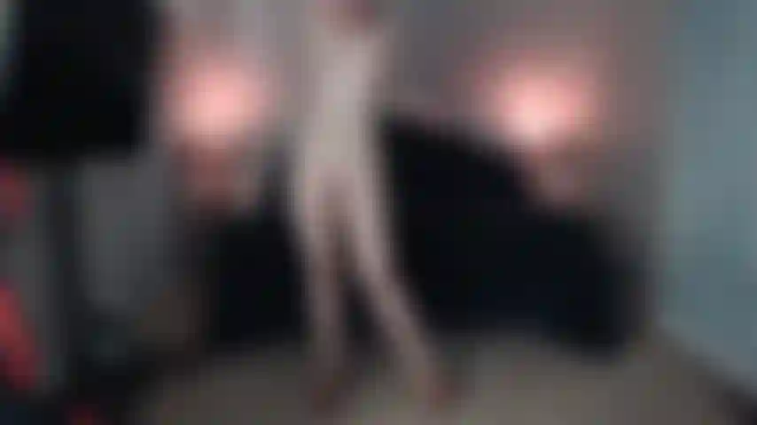 Long legs in wedge heels, posing, then cum with vibrator