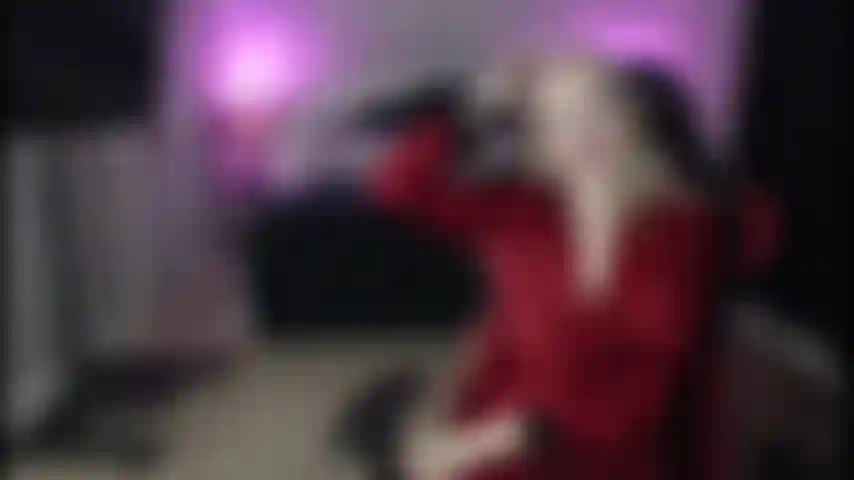 Stay home with me! I have sexy lingerie to tempt you