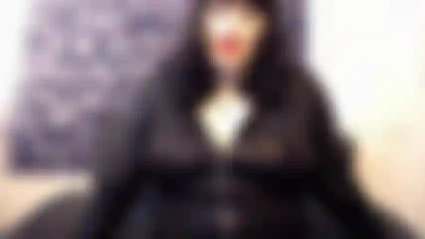 AN EXTRA CREAMY EASTER EGG