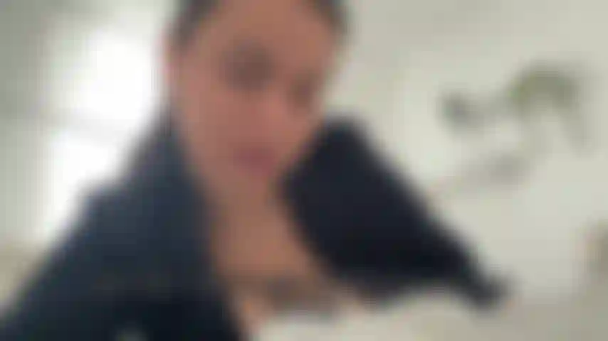 A playful foot-focused roleplay with teasing and confident energy.