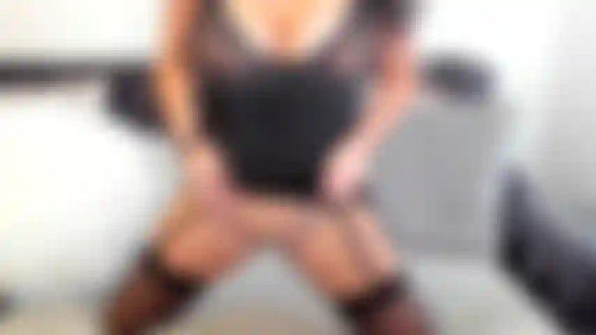 Watch me cum with pleasure while wearing a sexy pair of stockings and a garter belt.
