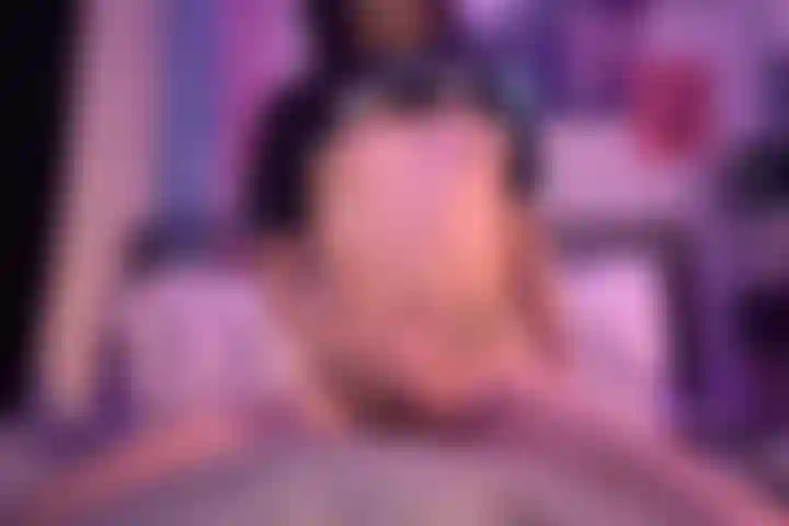 Cumming on my pillow