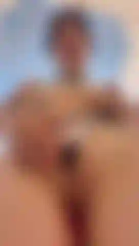 I masturb my young pussy with my fingers.