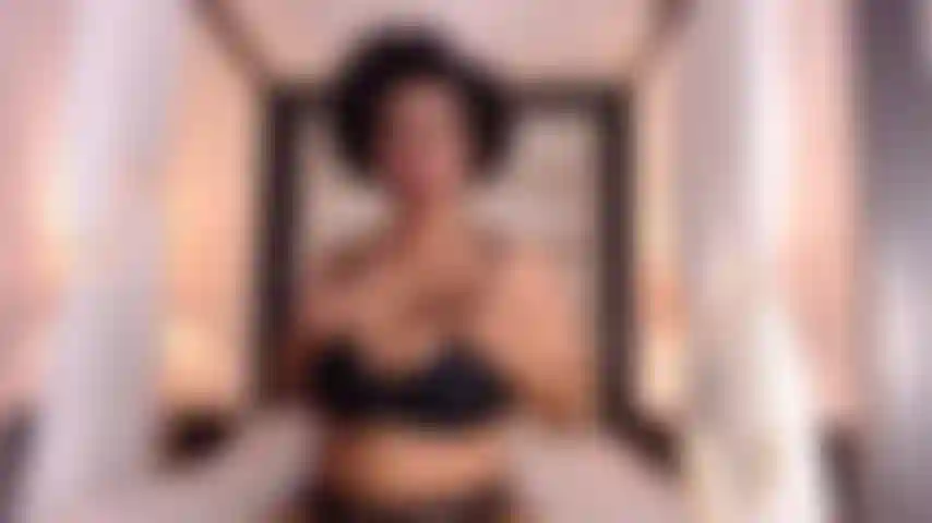 My huge tits in ur screen.