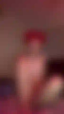 Quick little vid of My pretty feet