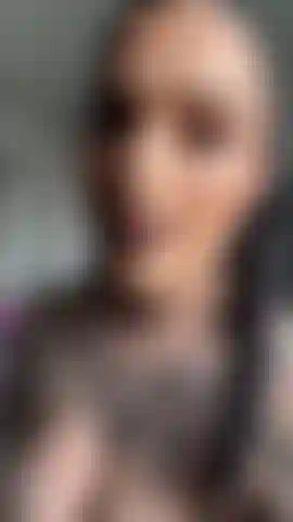 Wand on my wet pussy