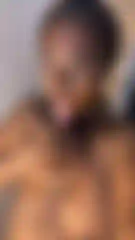 Show my Hot body Close Cam