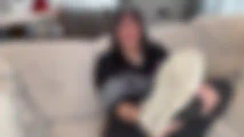 Swallow my cum & worship my feet!