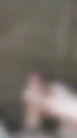 Cum shot on towel 02.