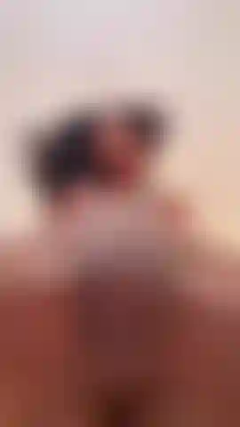 Tu cara es mi silla , Lick my pussy