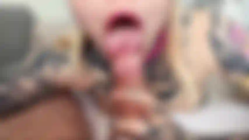 Sucking with cum in mouth till cum again