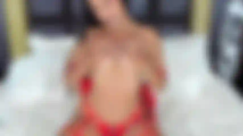 Play with my pussy please, I need it