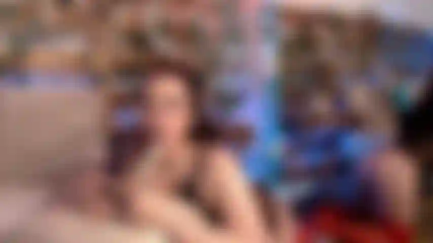 Two at the same time? How delicious it would be.