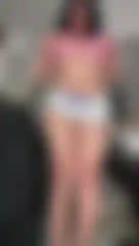 My pussy wants action