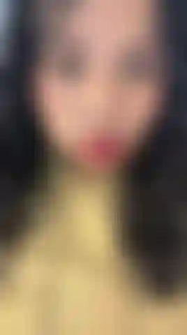 I want you to watch me while I put my fingers in my pussy