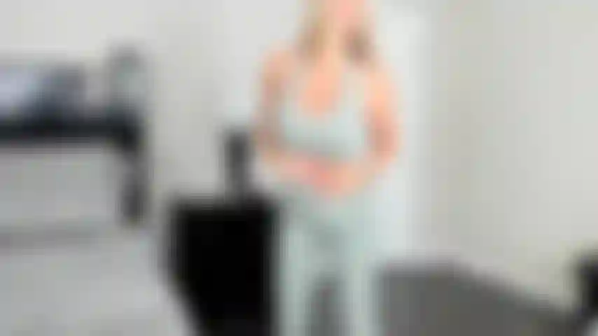 joi with me while i finger myself after a workout