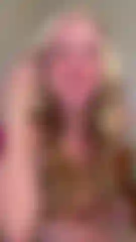 My naughty stepson thought he was so sneaky spying on me 👀 Poor stepson has no idea I caught him staring with his pathetic little dick out 🍤 Now I’m going to humiliate him, making him watch as I describe how I want his mouth open to suck a massive black dildo that puts his tiny shrimp to shame😈 Solo video xoxo