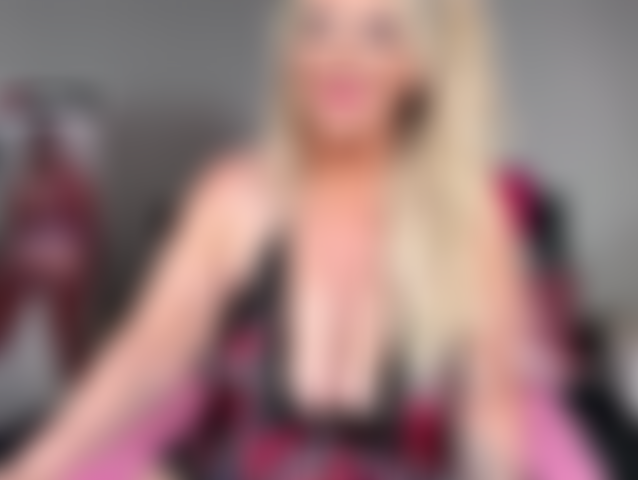 Slutty schoolgirl cums loud.