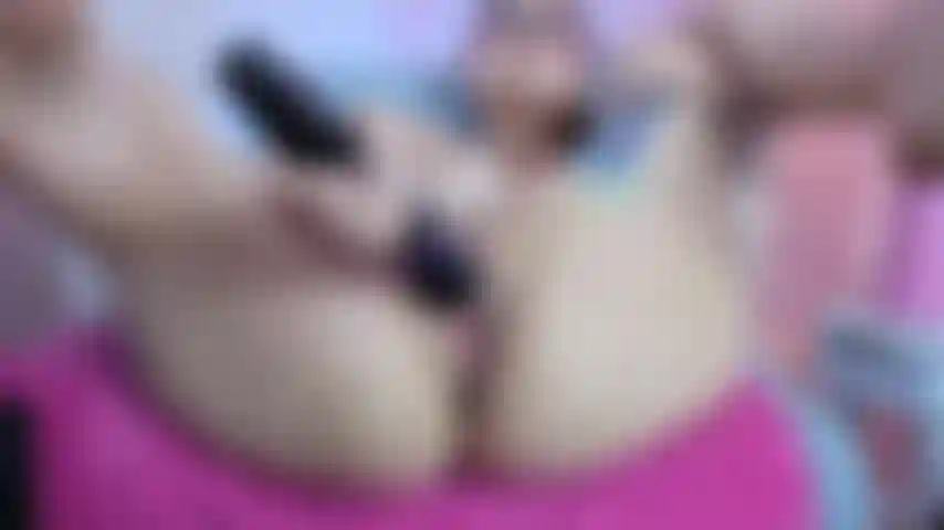 Real orgasm with domi and squirt.