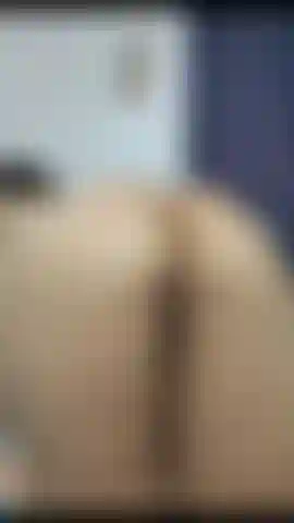 bounce my ass naked