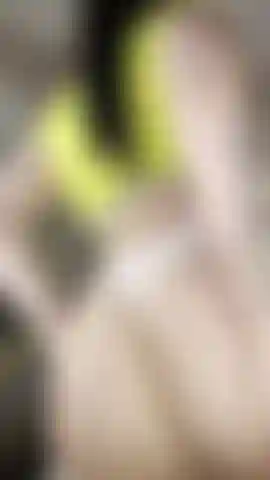 Let's play with my oiled buttocks!!