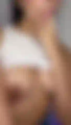 my sexy lips sucking