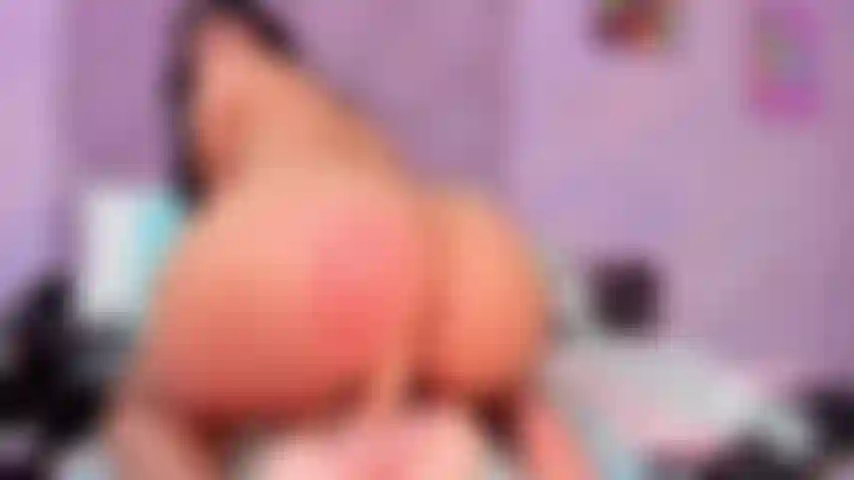 Ride my toy, i'm very hot