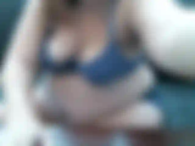 Pregnant and Huge Kim gets more candid and just wants to rub her thighs, belly, and boobs! No audio, but there is pure visual enjoyment. Sweet and  sexy.