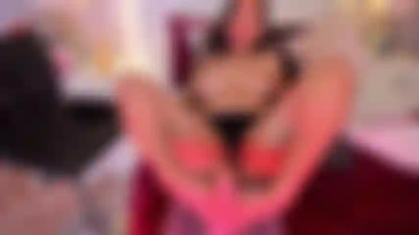 Look how I give love to your cock with my wet feet