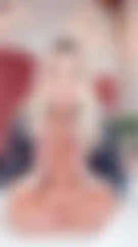 Would u like to feel my mouth?