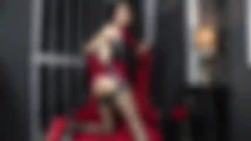 Spank my sexy ass, im your naughty girl.