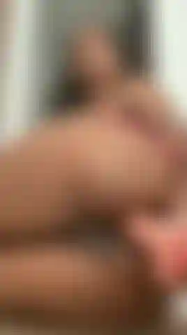 Bubble Butt Ebony Takes White Cock In Her Ass