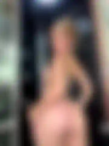 Short Video: Blonde teen girl taking a horny shower whole naked.