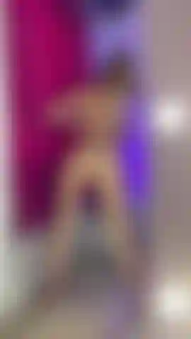 Shaking my ass