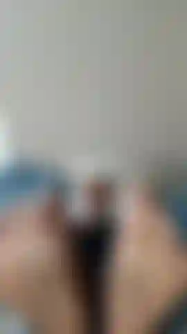 Showing oily feet and dildos in pussy