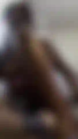 Pink oily pretty toes n soles