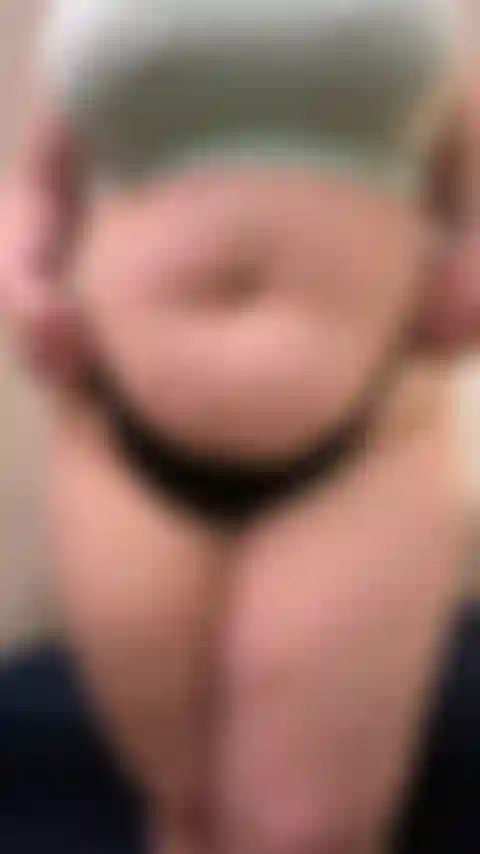 Stripping off my Cam Outfit