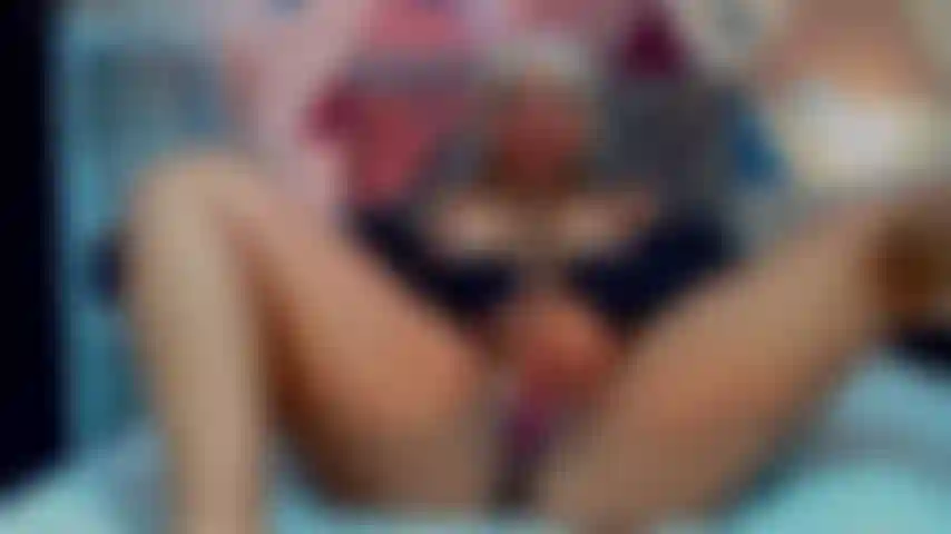 watch me fuck my very hot pussy and my doggy style