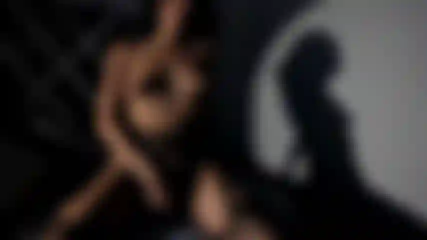 masturbation in the shadow