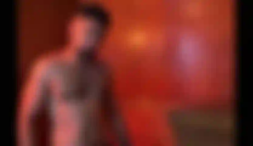 I want kisses on my chest