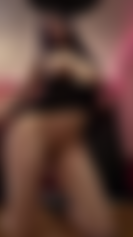 Pole dance striptease in 9 heels.