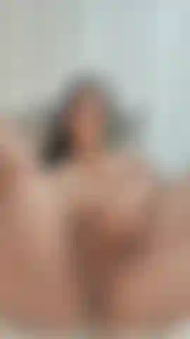 fuck that pussy with the fingers