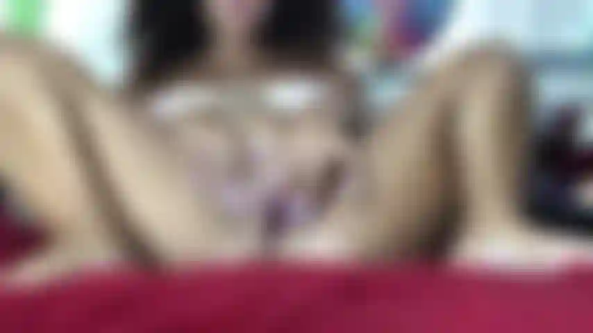 Watch me fuck myself to my glass toy