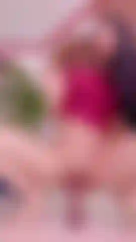 Riddin so slowly soft and delicius