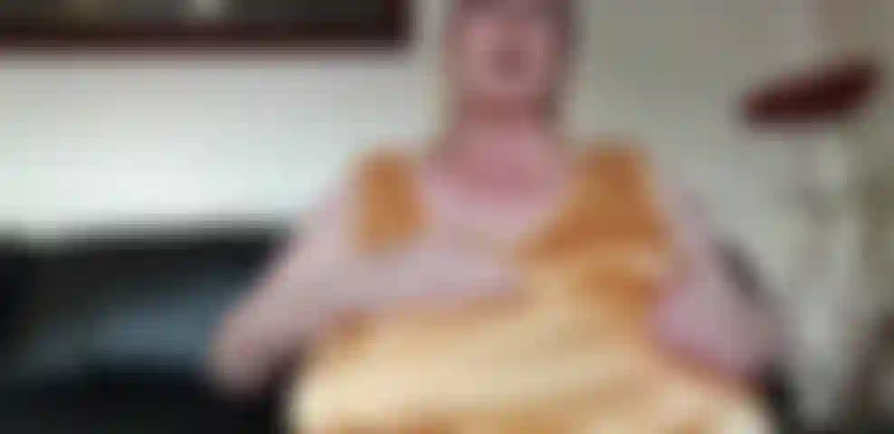 'If only I want you all here with me sucking, stroking, pinching on my pierced nipples before I finish you off with my 10" dildo