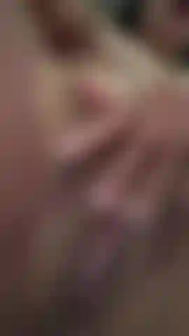 Finger pussy wet