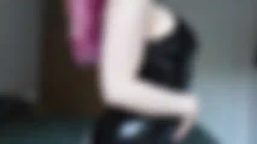 Fingering, masturbating in my latex.