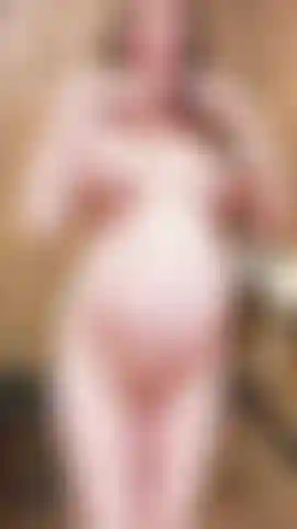 Overdue Pregnant Cumming in the Shower